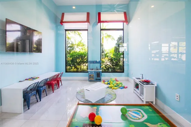 $820,000 | 21016 Northeast 2nd Court, Miami, FL 33179