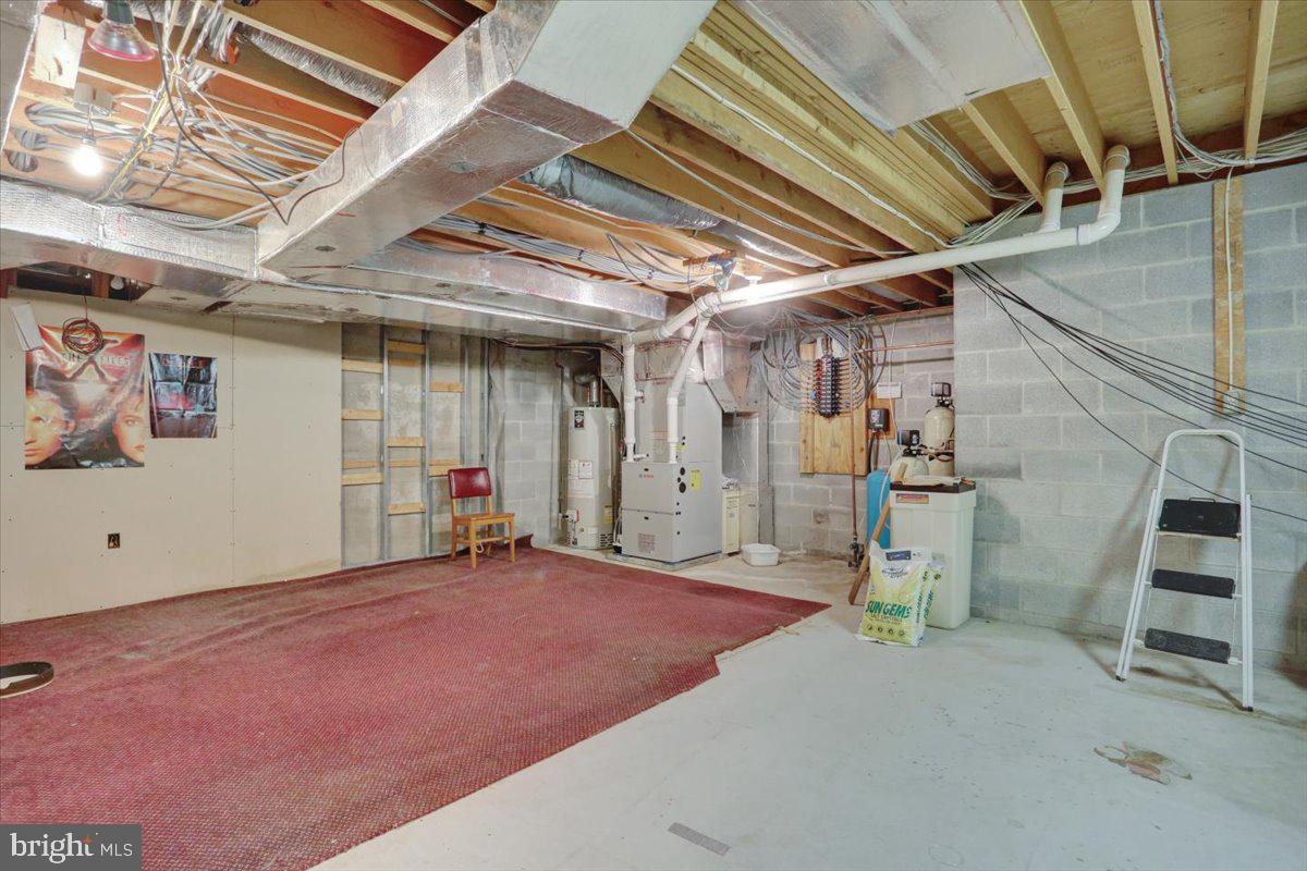 6 Sadowski Drive Reading, PA 19606 - Photo 46 of 66 a view of empty room with wooden ceiling