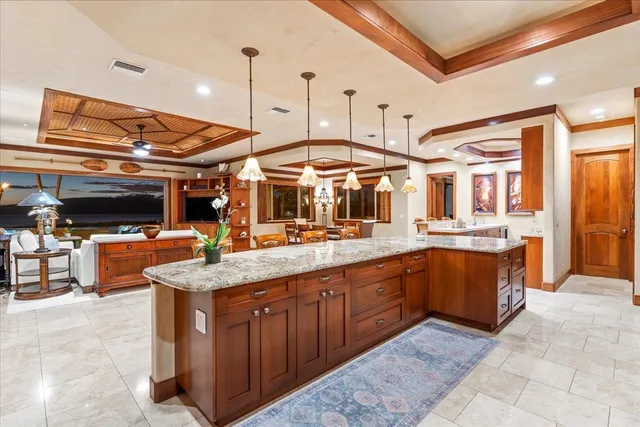 $5,750,000 | 85 Lau Awa Place, Lahaina, HI 96761