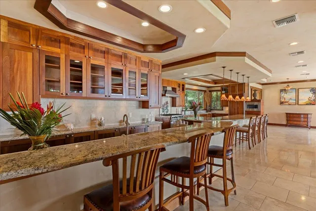 $5,750,000 | 85 Lau Awa Place, Lahaina, HI 96761