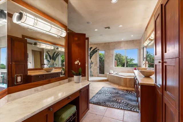 $5,750,000 | 85 Lau Awa Place, Lahaina, HI 96761