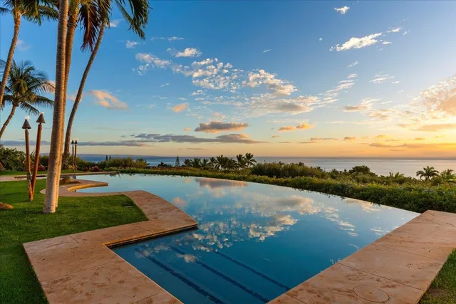 $5,750,000 | 85 Lau Awa Place, Lahaina, HI 96761