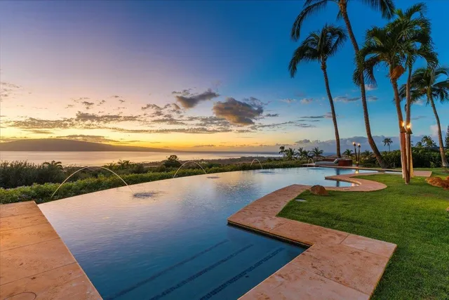 $5,750,000 | 85 Lau Awa Place, Lahaina, HI 96761