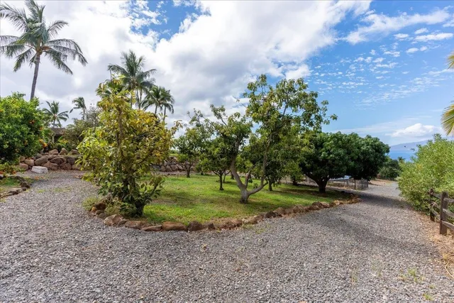 $5,750,000 | 85 Lau Awa Place, Lahaina, HI 96761
