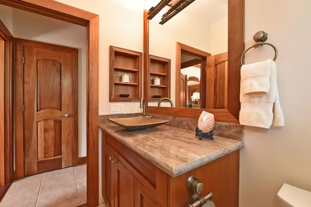 $5,750,000 | 85 Lau Awa Place, Lahaina, HI 96761