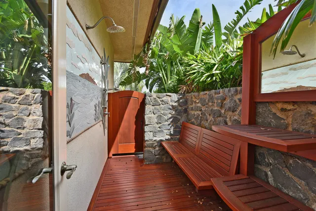 $5,750,000 | 85 Lau Awa Place, Lahaina, HI 96761