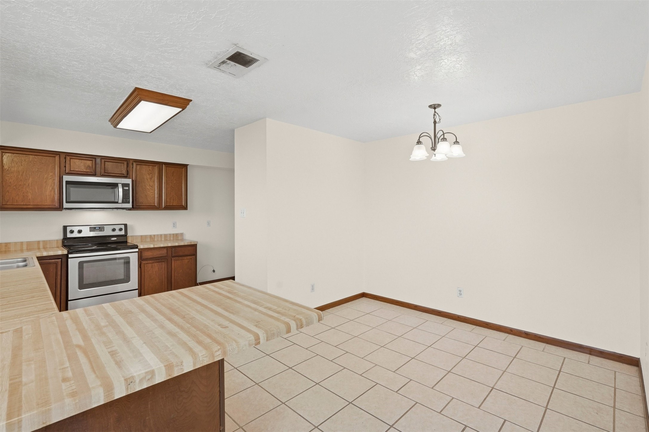 1418 Crawley Court Channelview, TX 77530 - Photo 11 of 23