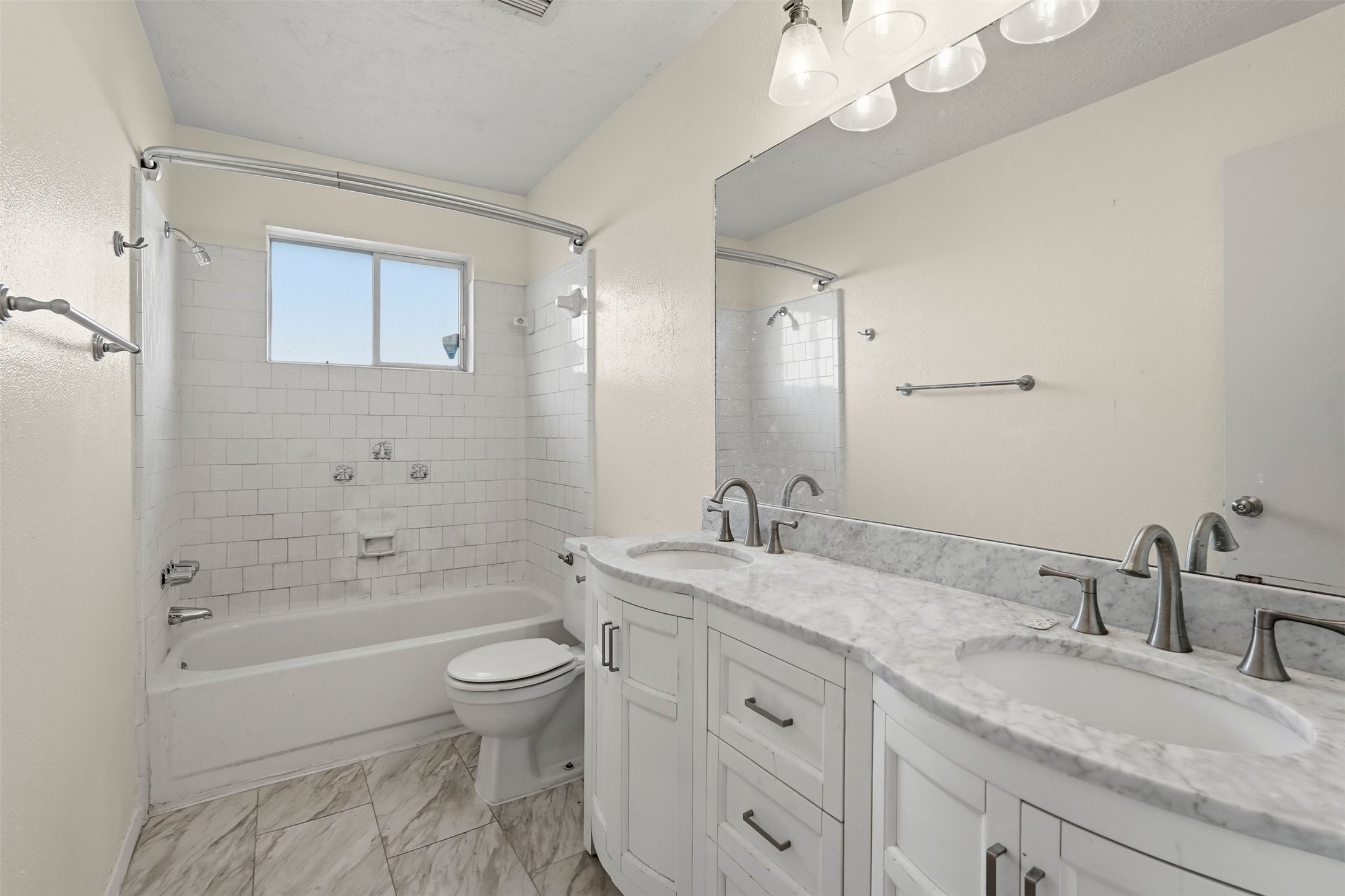 1418 Crawley Court Channelview, TX 77530 - Photo 16 of 23