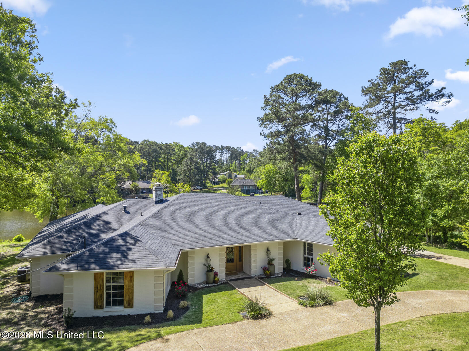 481 Cheyenne Lane Madison, MS 39110 - Photo 3 of 59 481 Cheyenne drone-1