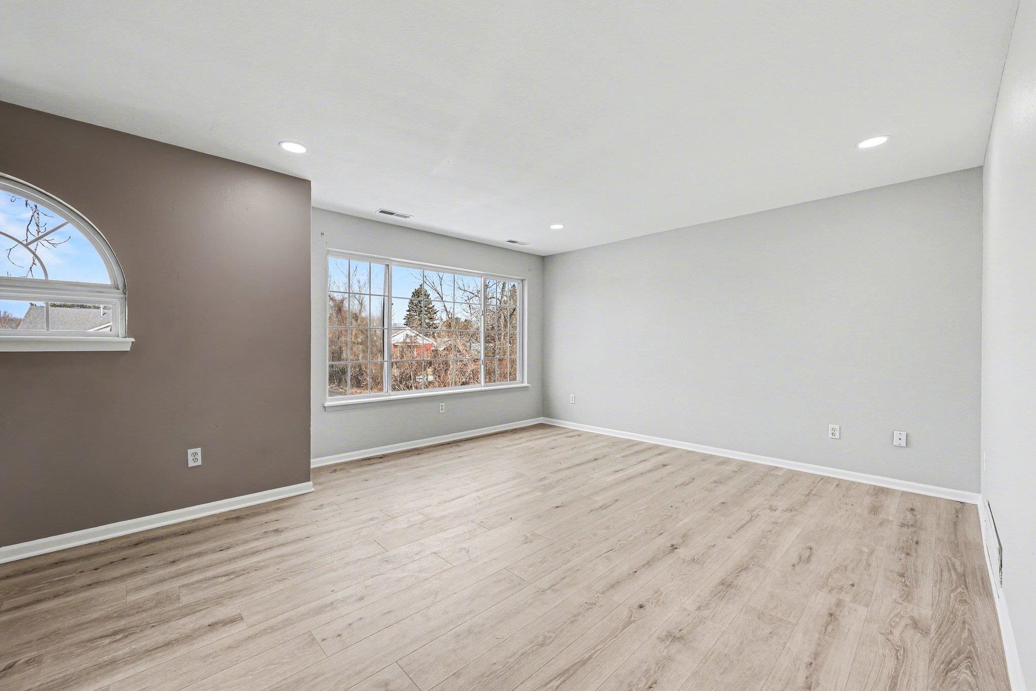 4147 West Court Street, Unit 4 Flint, MI 48532 - Photo 4 of 15