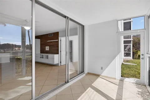 $215,000 | 3150 North Course Lane, Unit 108, Pompano Beach, FL 33069