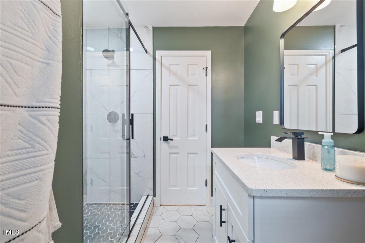 4026 Deepwood Circle Durham, NC 27707 - Photo 14 of 54 14-4026 Deepwood Cir