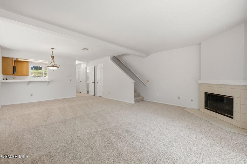2731 Erringer Road, Unit 17 Simi Valley, CA 93065 - Photo 12 of 32 Gallery Image 12