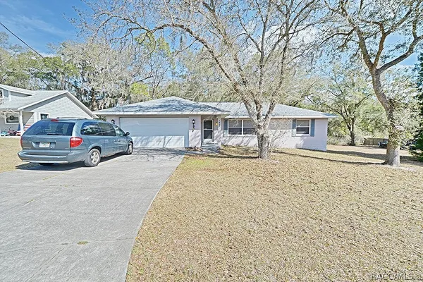 $229,950 | 5025 South Hummingbird Avenue, Inverness, FL 34452