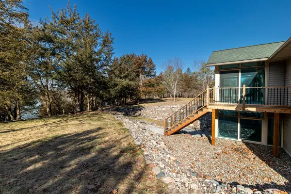 $600,000 | 16061 Evans Avenue Northwest, Clearwater, MN 55320