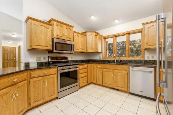 $600,000 | 16061 Evans Avenue Northwest, Clearwater, MN 55320