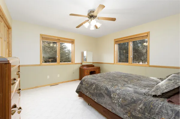 $600,000 | 16061 Evans Avenue Northwest, Clearwater, MN 55320