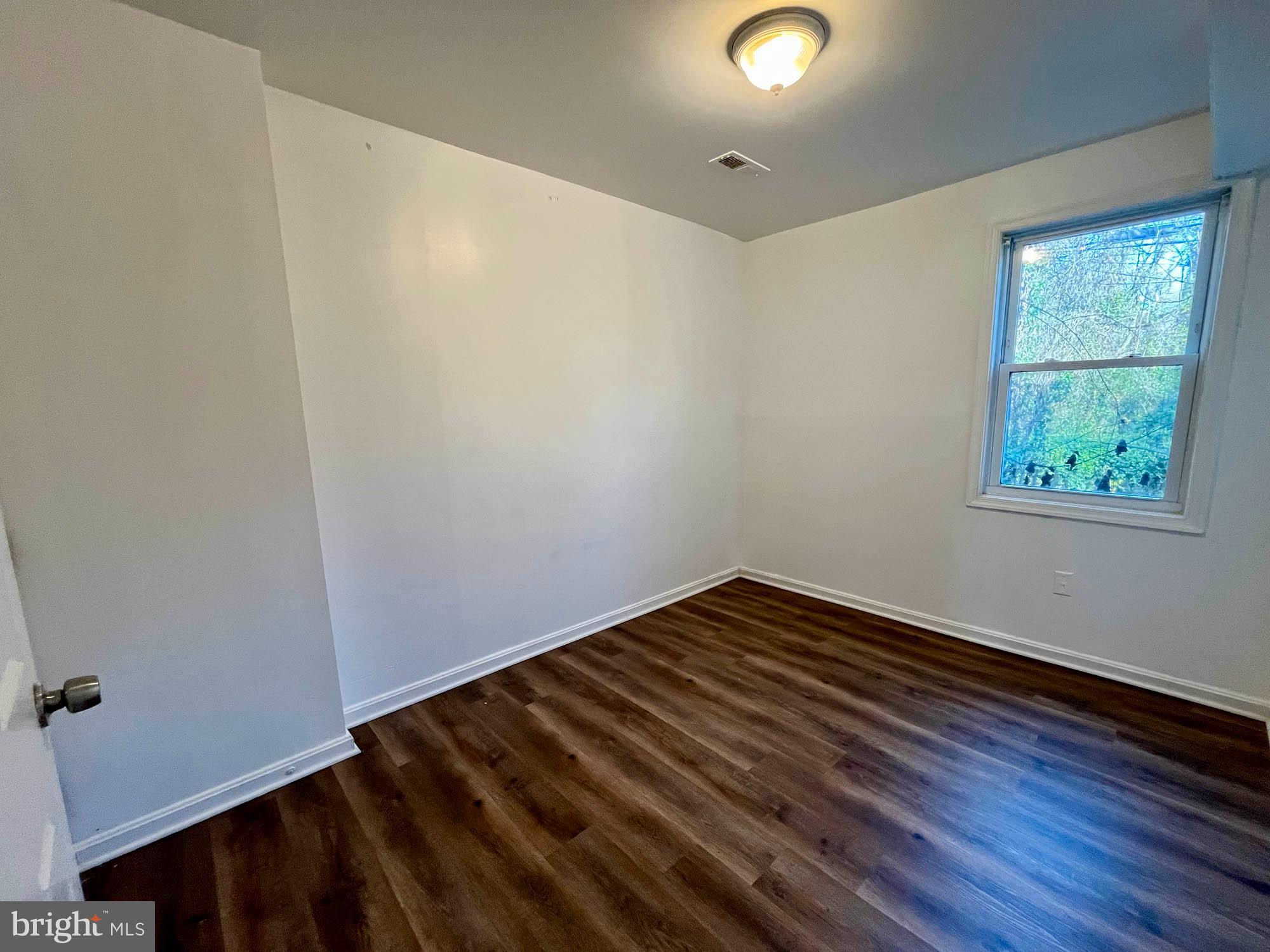 50 West Talbott Street Baltimore, MD 21225 - Photo 5 of 16