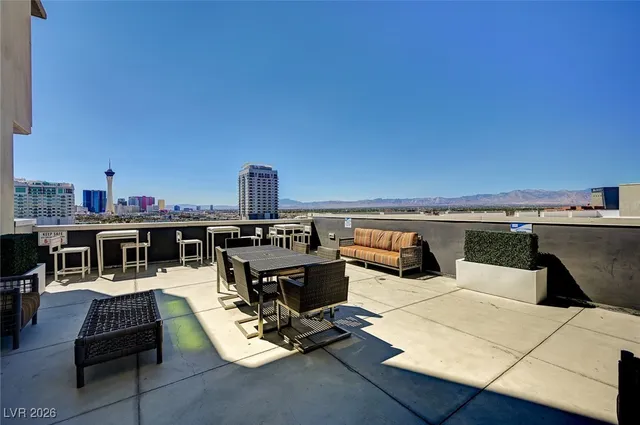 $2,800 | 353 East Bonneville Avenue, Unit 233, Las Vegas, NV 89101