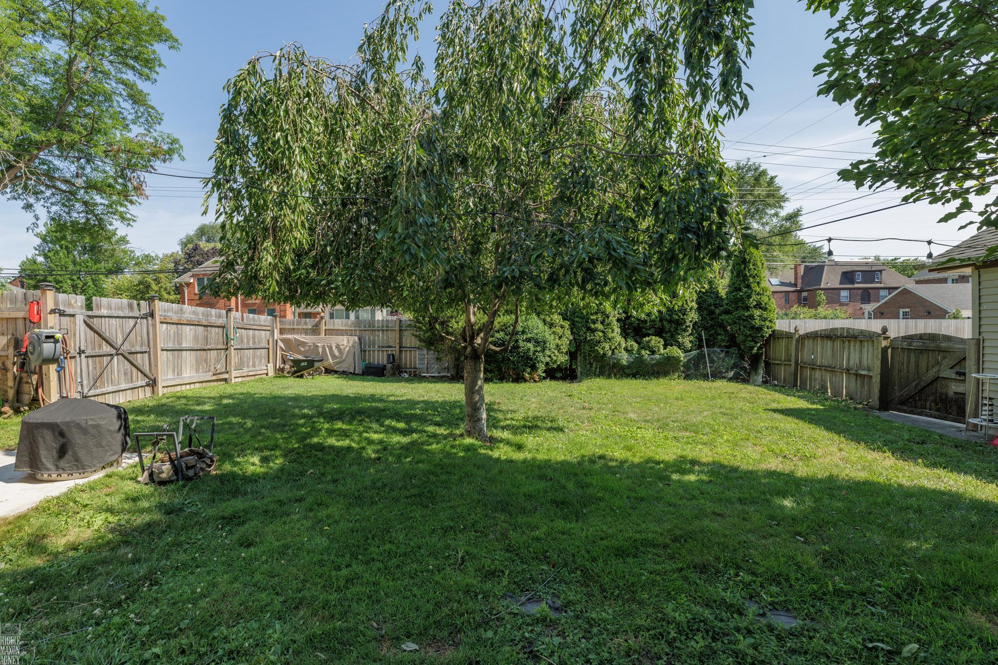 675 Fisher Road Grosse Pointe, MI 48230 - Photo 46 of 51