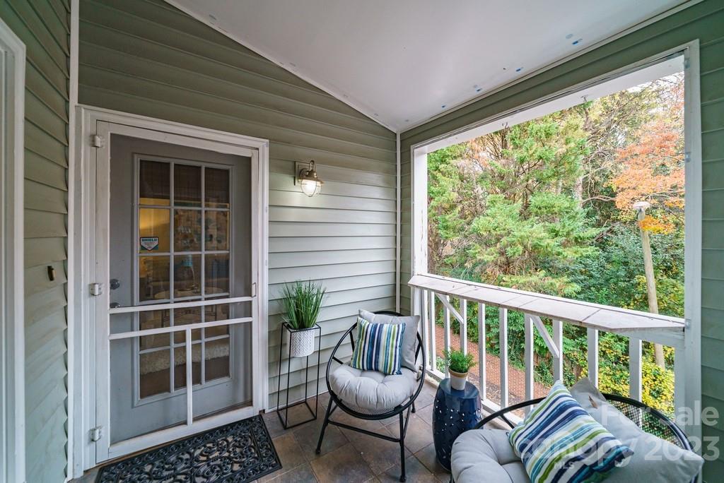 430 Queens Road, Unit 632 Charlotte, NC 28207 - Photo 4 of 22 Gallery Image 4