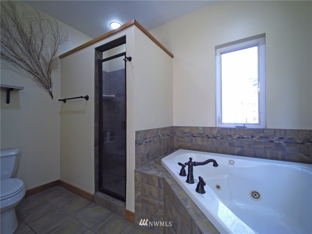 1223 Ripplebrook Drive Port Angeles, WA 98362 - Photo 14 of 25 Gallery Image 14