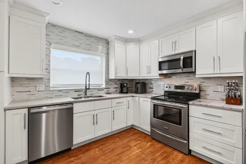 $525,000 | 2749 Dracaena Court, Delray Beach, FL 33445