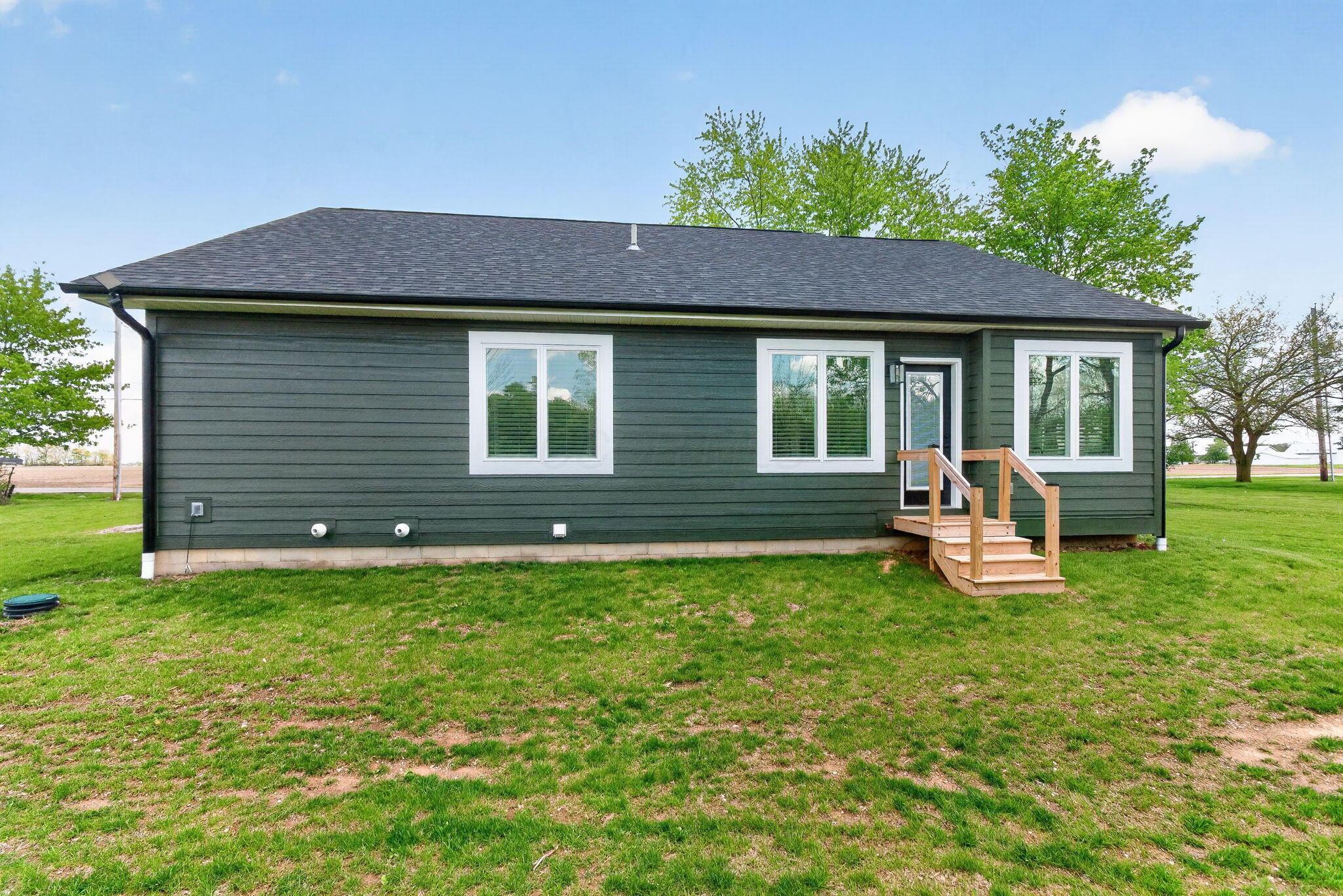 1705 Horseshoe Road Delaware, OH 43015 - Photo 52 of 64 1705 Horseshoe Dr (Exterior)-11