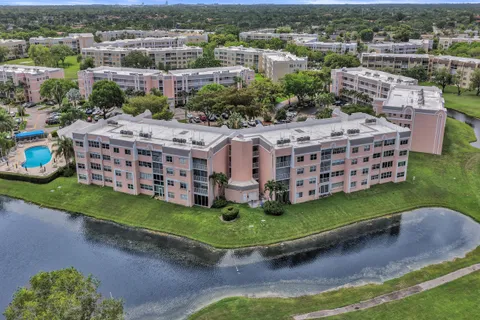 $318,900 | 2603 Northwest 103rd Avenue, Unit 401, Sunrise, FL 33322