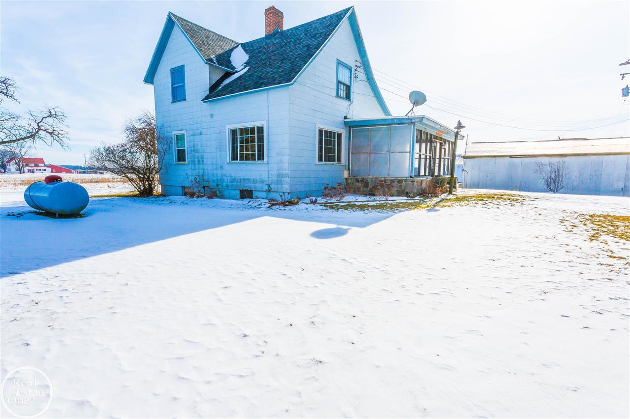 8545 Avoca Road Avoca, MI 48006 - Photo 5 of 70