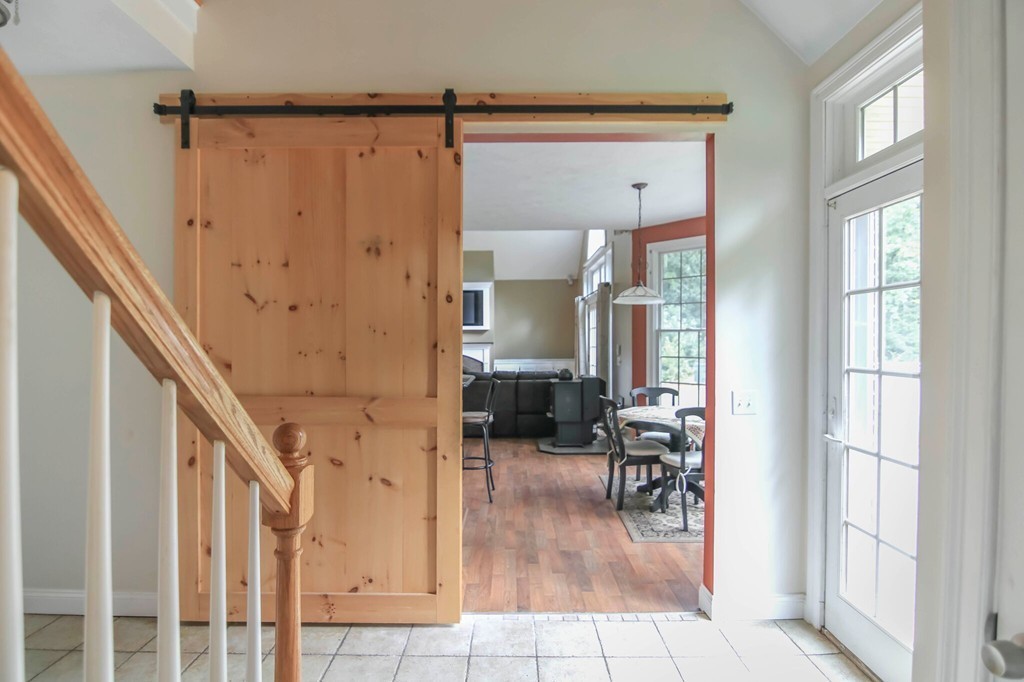841 Southbridge Road Warren, MA 01083 - Photo 17 of 30