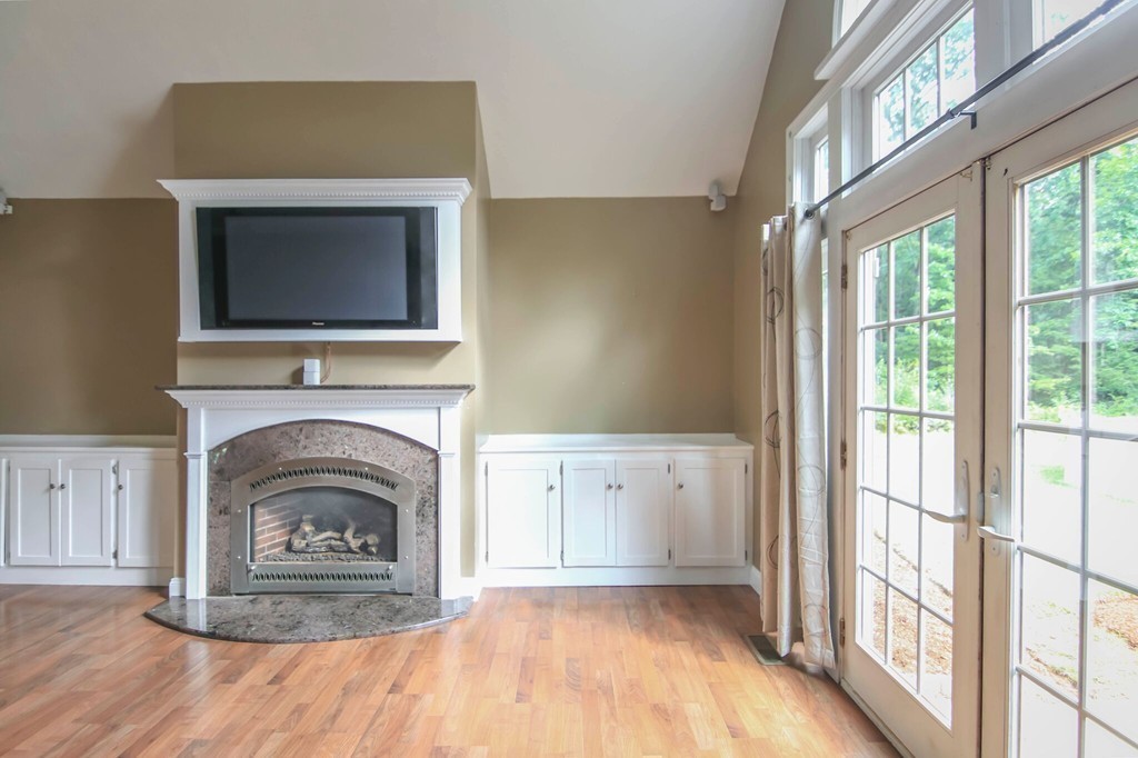 841 Southbridge Road Warren, MA 01083 - Photo 4 of 30