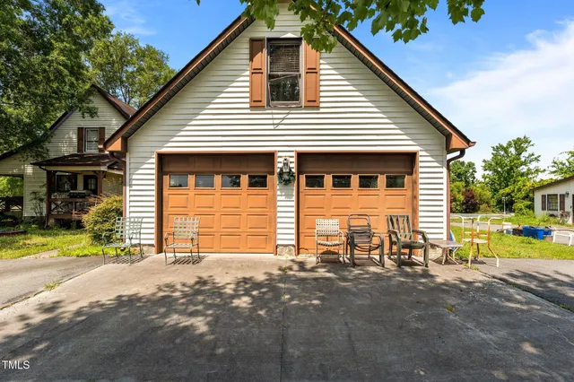 $995,000 | 3610 Barnett Road, Mebane, NC 27302