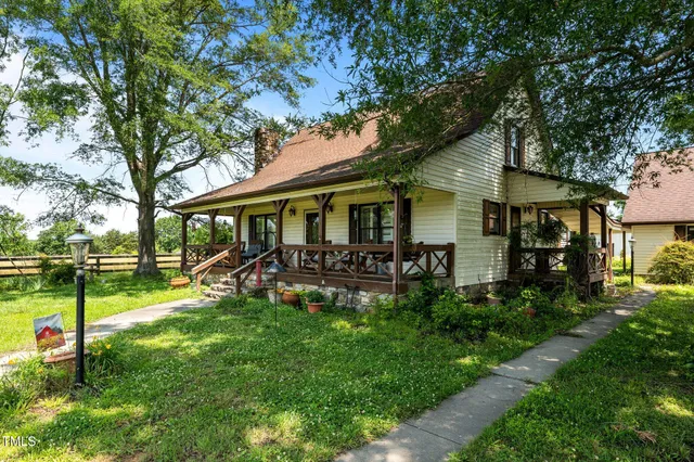 $995,000 | 3610 Barnett Road, Mebane, NC 27302