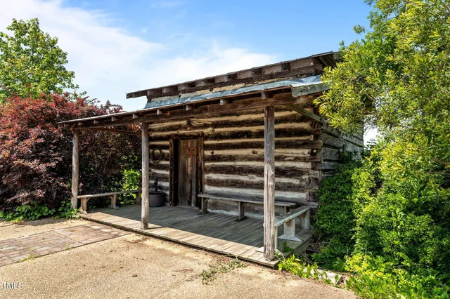 $995,000 | 3610 Barnett Road, Mebane, NC 27302