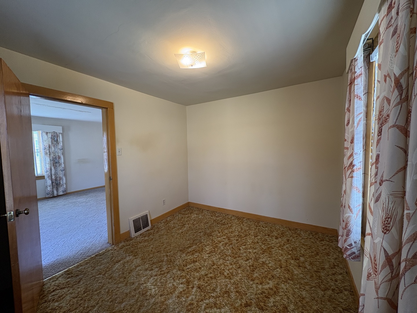 1009 Bernstein Street Streator, IL 61364 - Photo 11 of 32