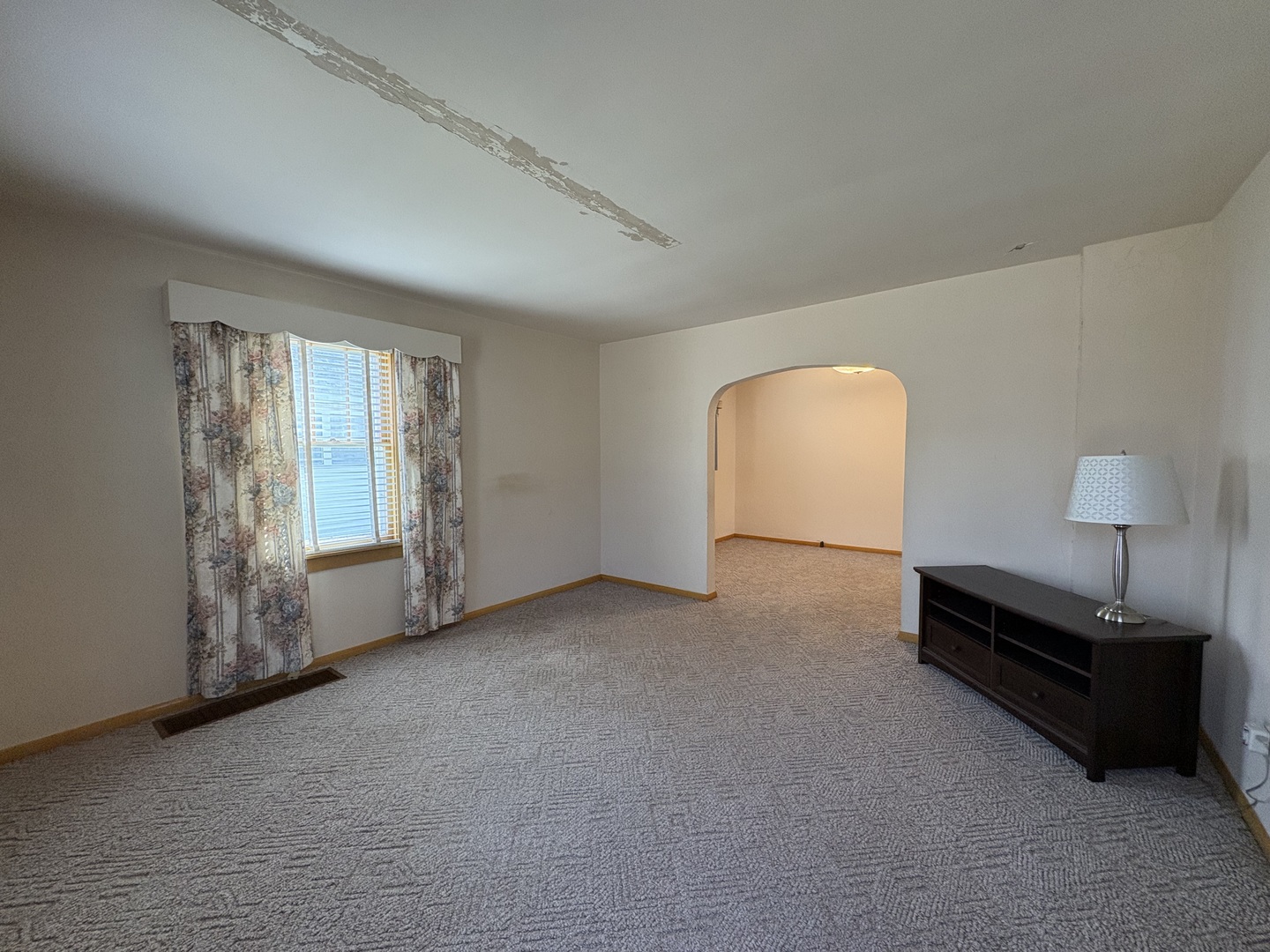 1009 Bernstein Street Streator, IL 61364 - Photo 2 of 32