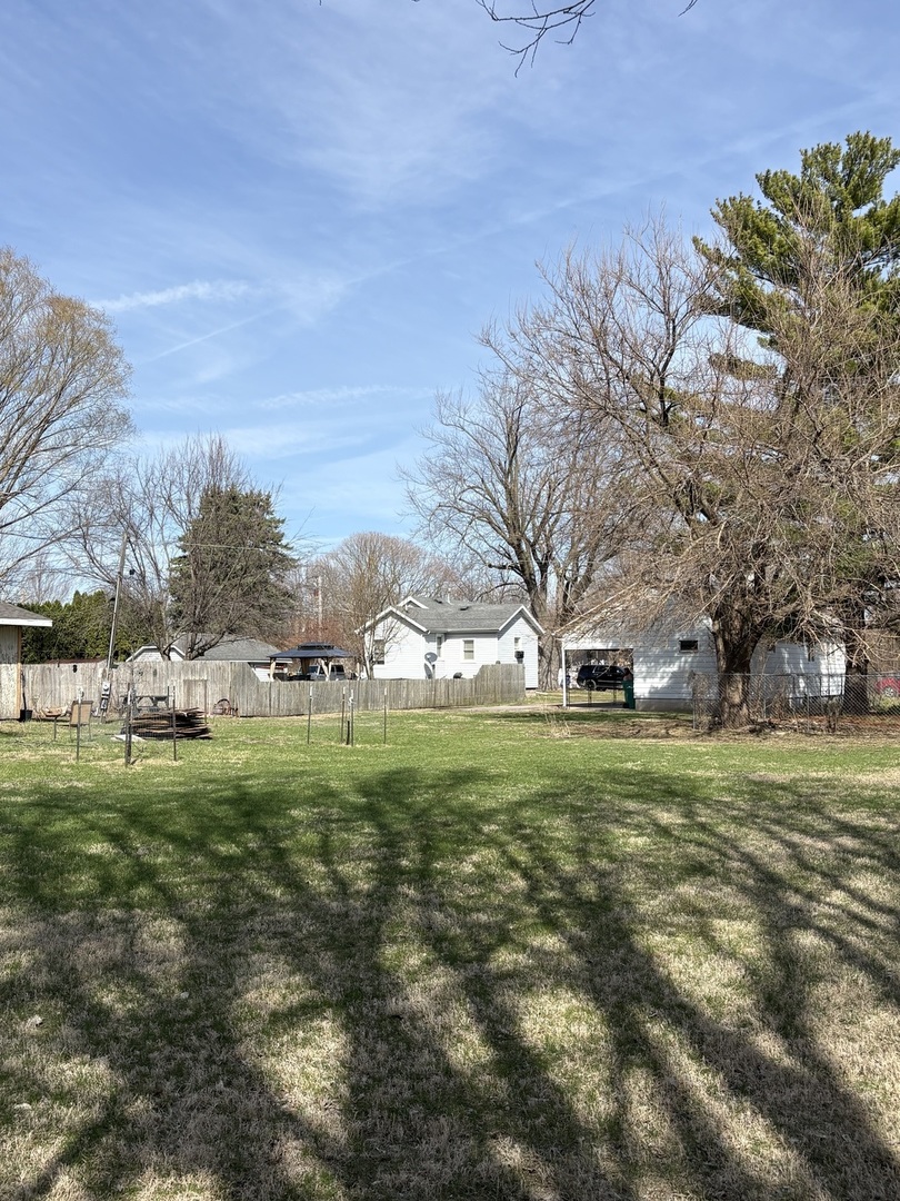 1009 Bernstein Street Streator, IL 61364 - Photo 27 of 32