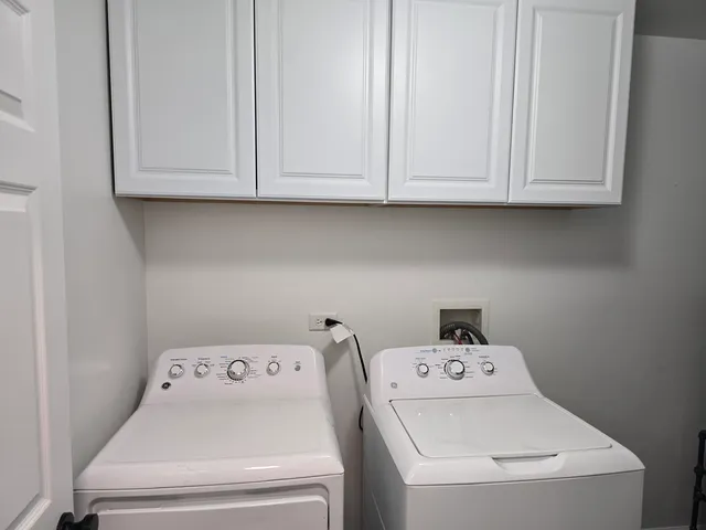 $2,400 | 1554 Millbrook Drive, Unit 1554, Algonquin, IL 60102