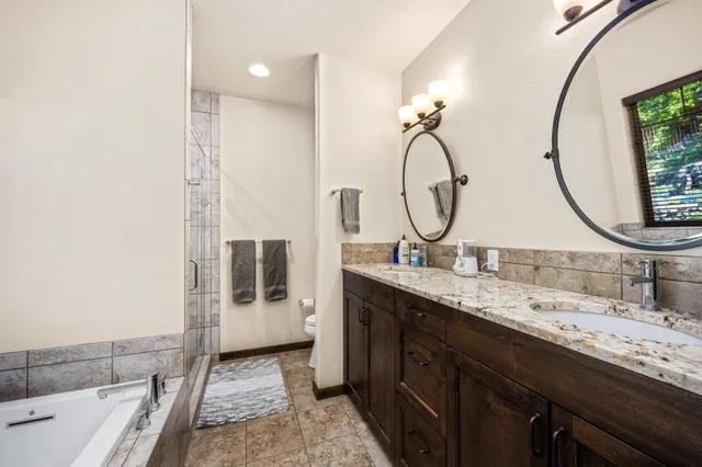 $899,875 | 1997 East Avondale Lane, Hayden, ID 83835