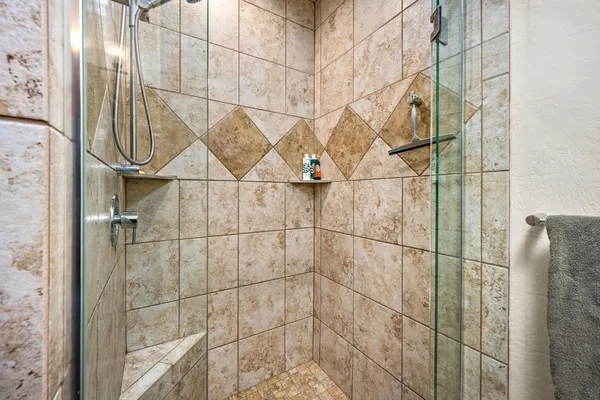 $894,000 | 1997 East Avondale Lane, Hayden, ID 83835