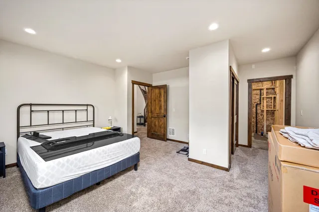 $899,875 | 1997 East Avondale Lane, Hayden, ID 83835