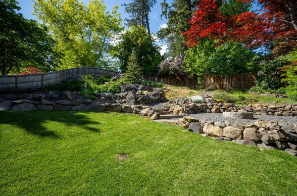 $894,000 | 1997 East Avondale Lane, Hayden, ID 83835