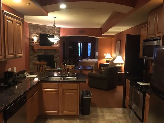 $215,000 | 2411 River Wisconsin Dells Wi 53965, Unit 2345, Wisconsin Dells, WI 53965