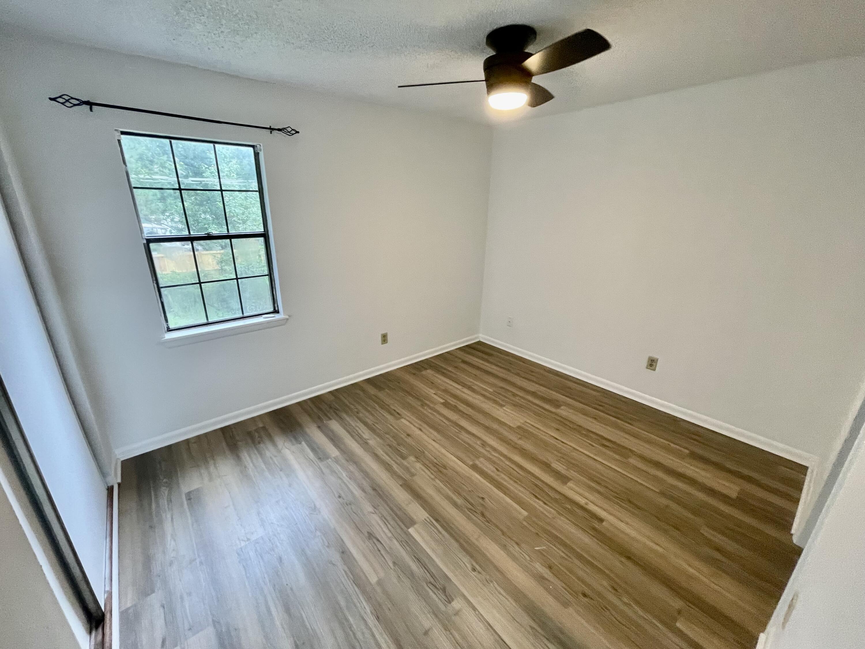 2615 Fassitt Road North Charleston, SC 29406 - Photo 12 of 15 IMG_6257