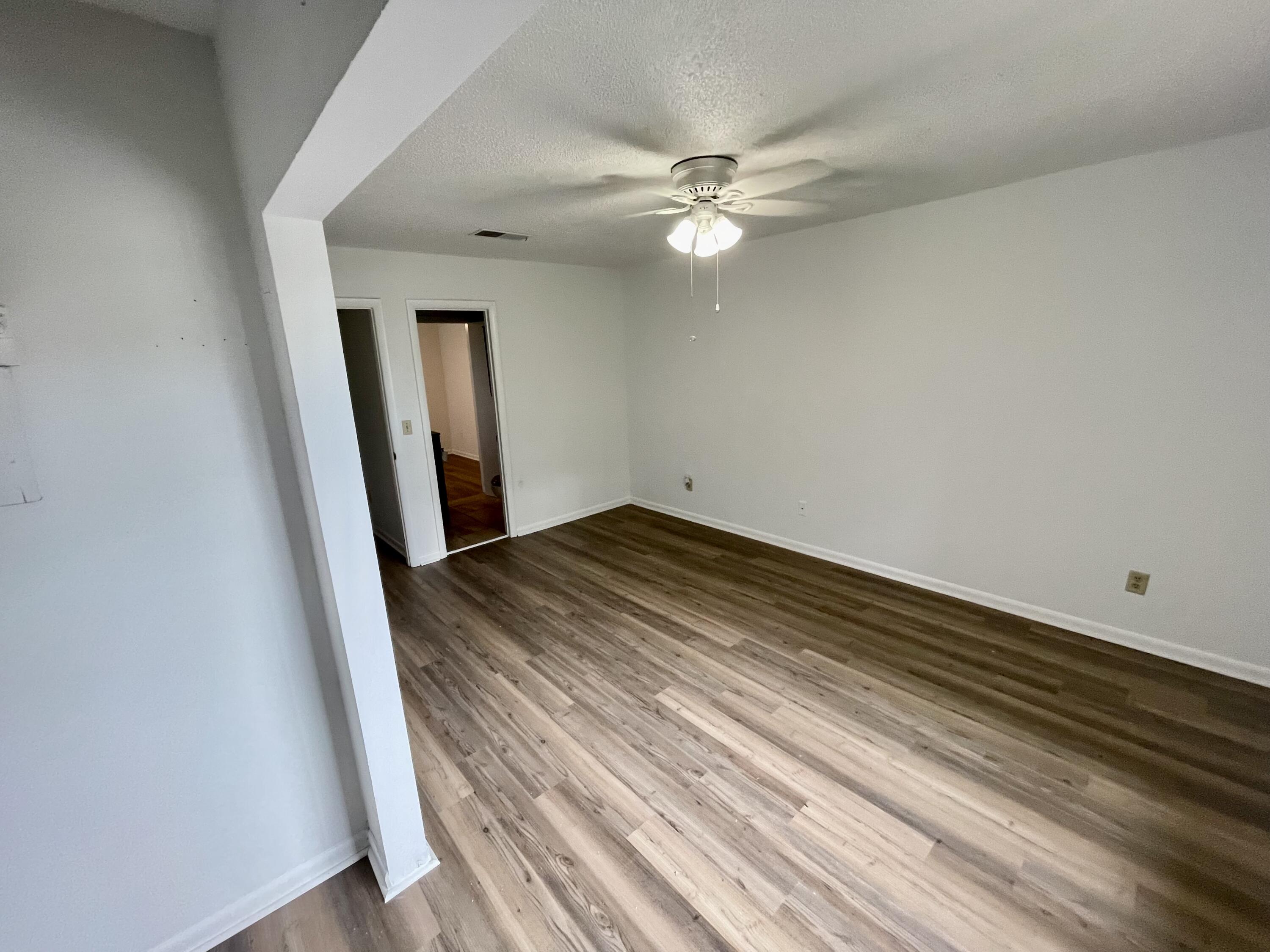 2615 Fassitt Road North Charleston, SC 29406 - Photo 8 of 15 IMG_6266