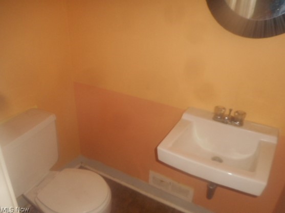 4748 Edenwood Road Cleveland, OH 44121 - Photo 11 of 24 Gallery Image 11