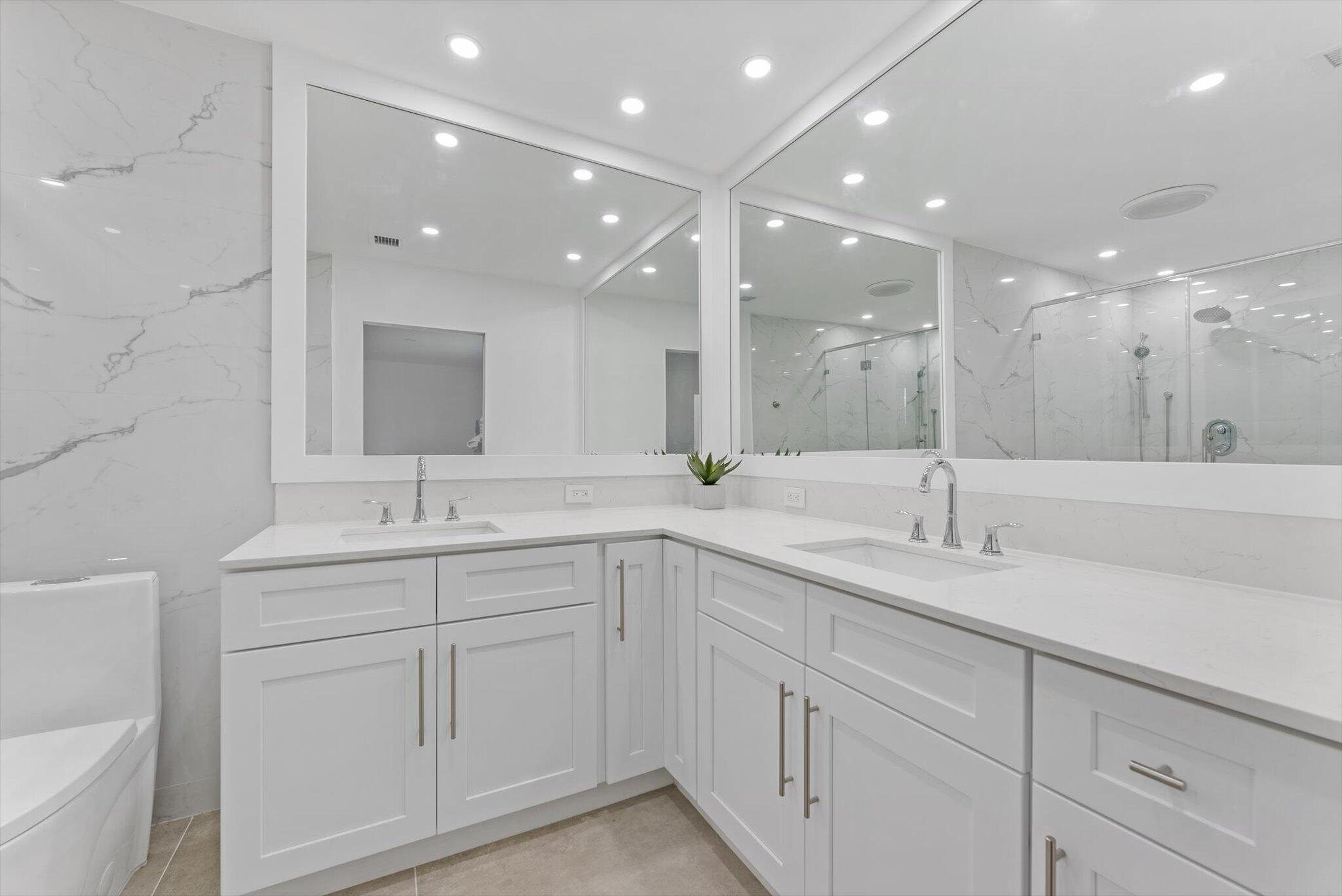 521 Northeast 32nd Street Boca Raton, FL 33431 - Photo 13 of 25 Master Bath