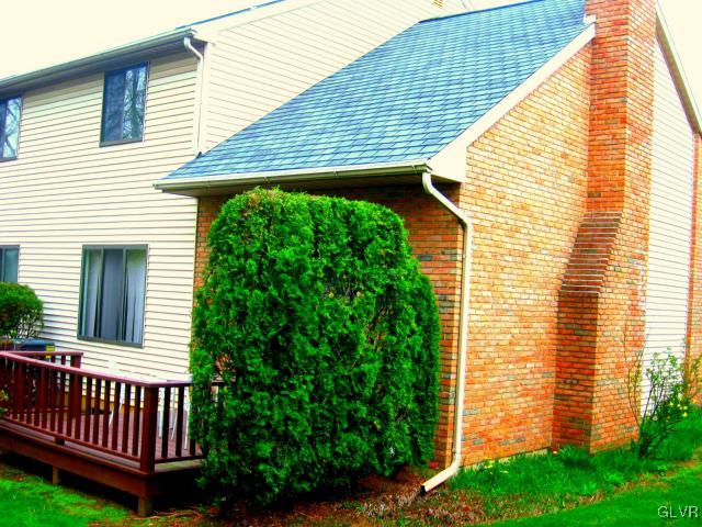 1201 Butztown Road, Unit 9 Bethlehem, PA 18017 - Photo 4 of 15 a view of a backyard with plants