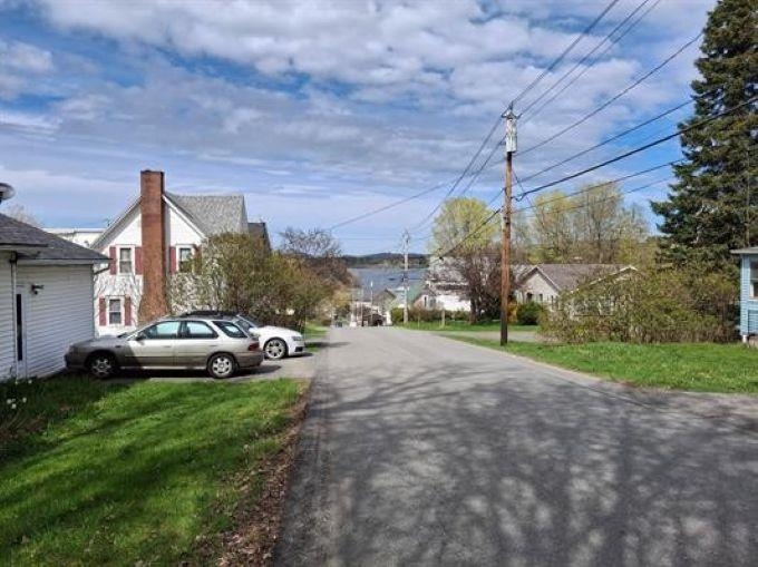 29 Cross Street Newport, VT 05855 - Photo 8 of 9